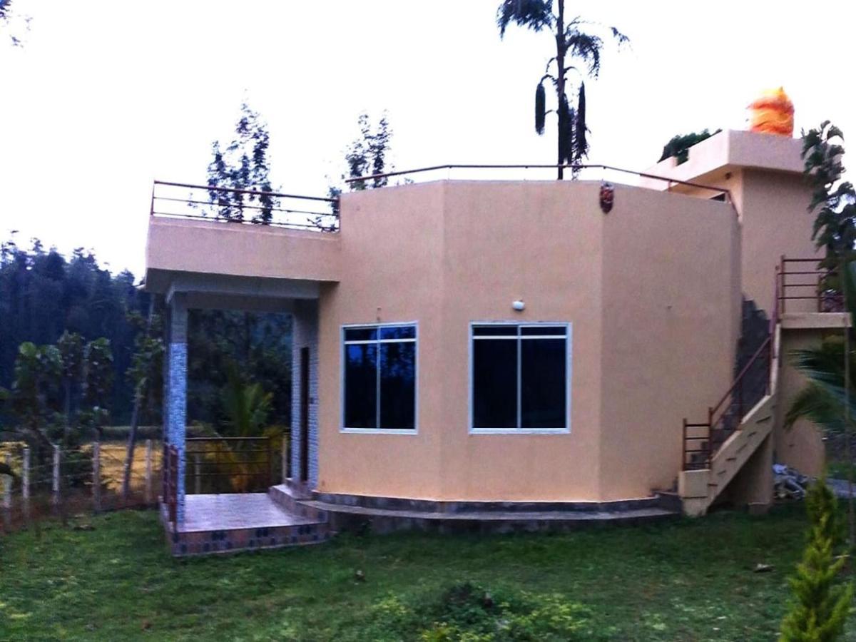 Cs County Resort Sakleshpur Extérieur photo