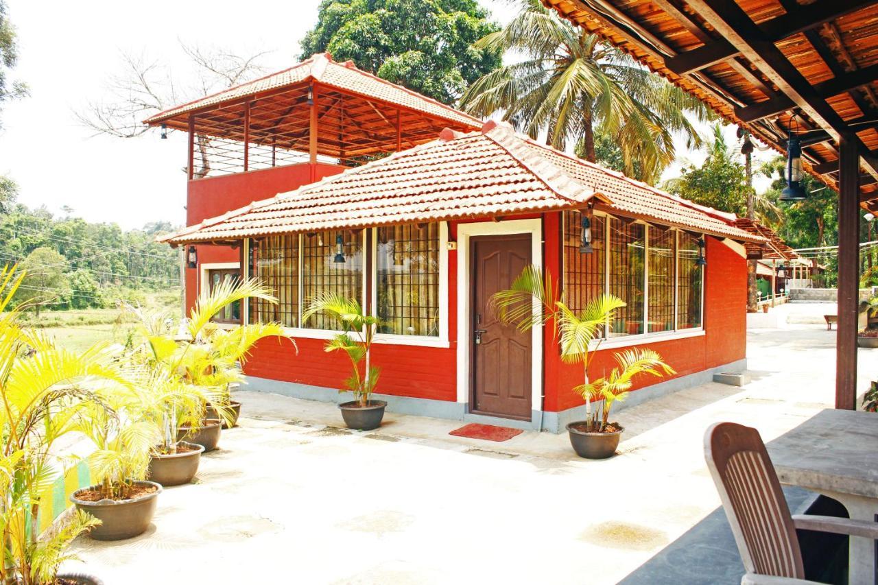 Cs County Resort Sakleshpur Extérieur photo